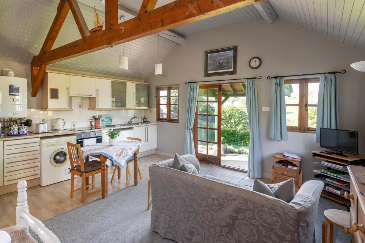 Beautiful Cottage With Stunning Views In Box 博克斯 外观 照片