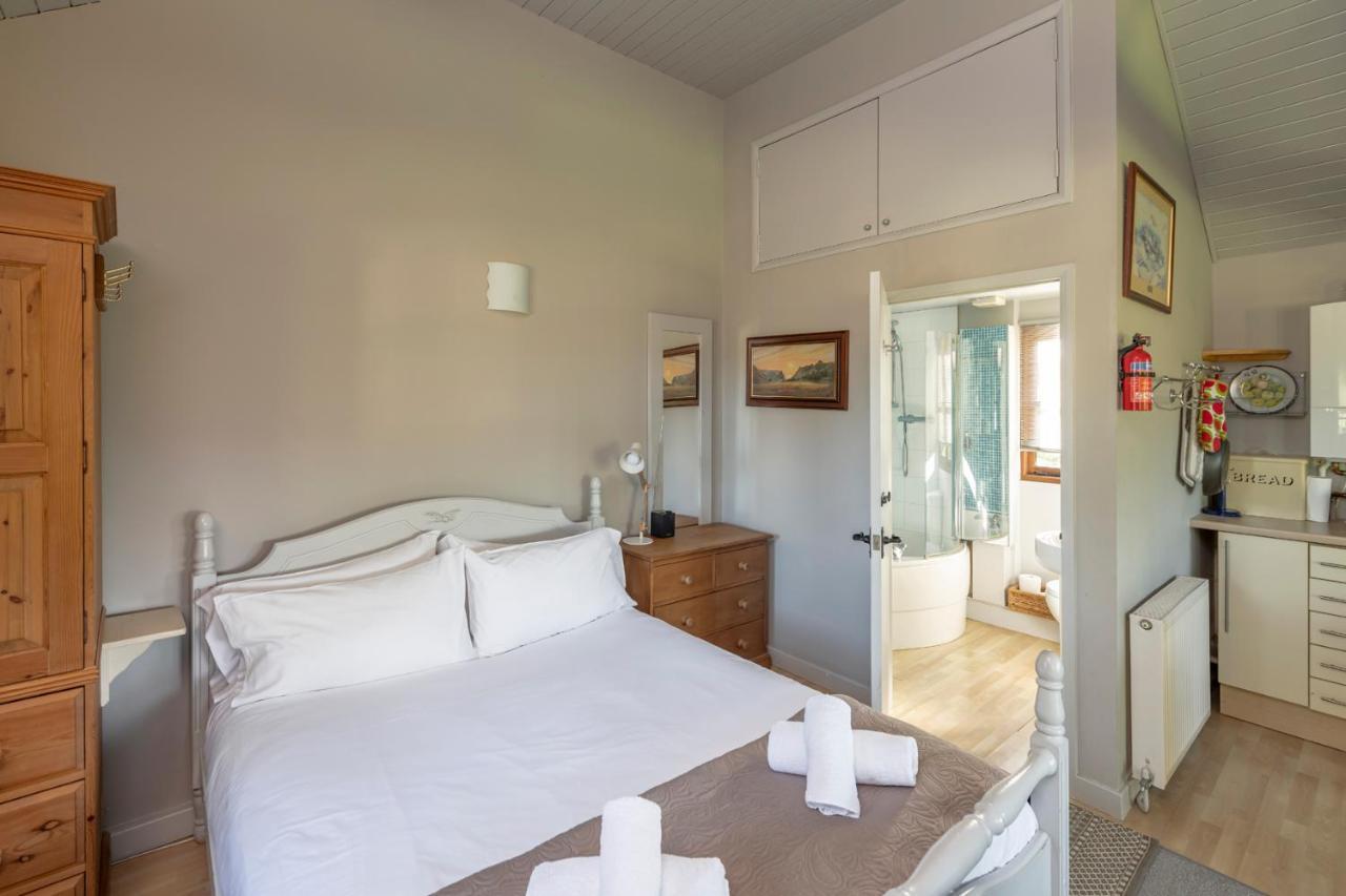Beautiful Cottage With Stunning Views In Box 博克斯 外观 照片